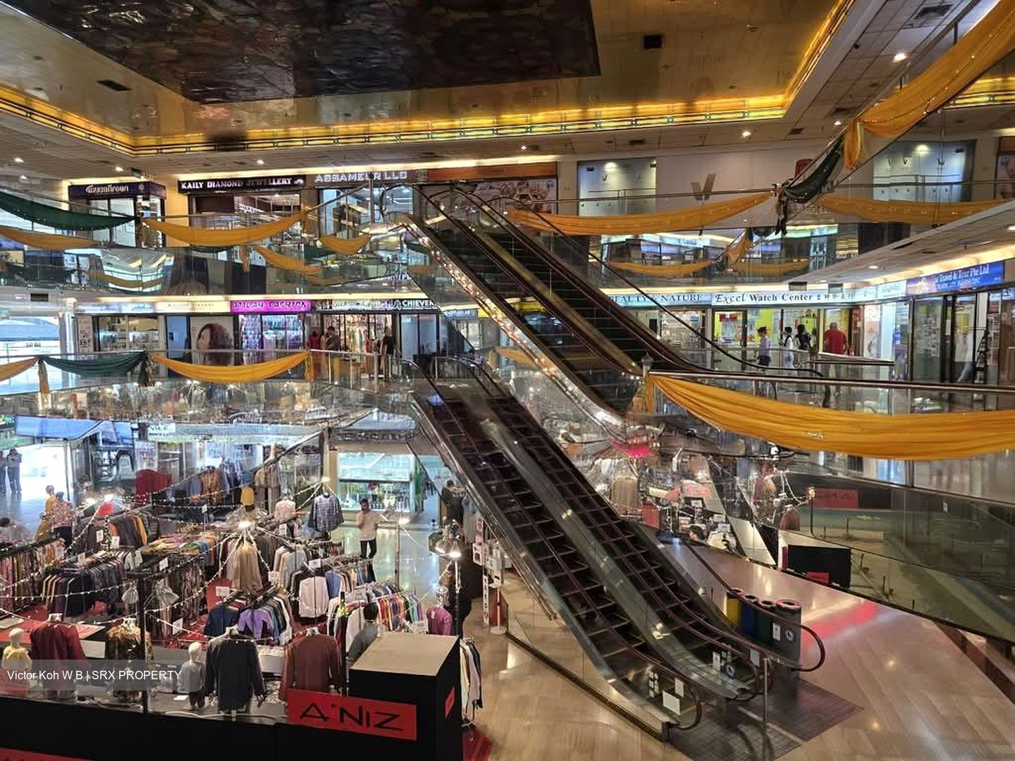 The Golden Landmark (D7), Retail #584086261